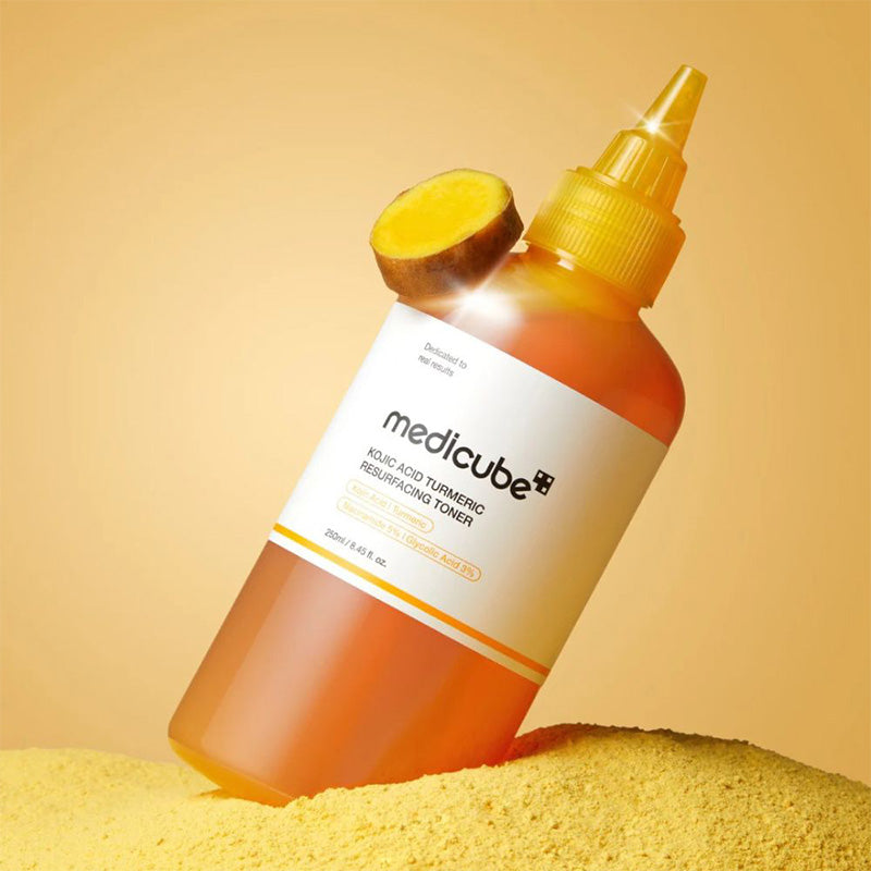 Kojic Acid Turmeric Resurfacing Toner Medicube