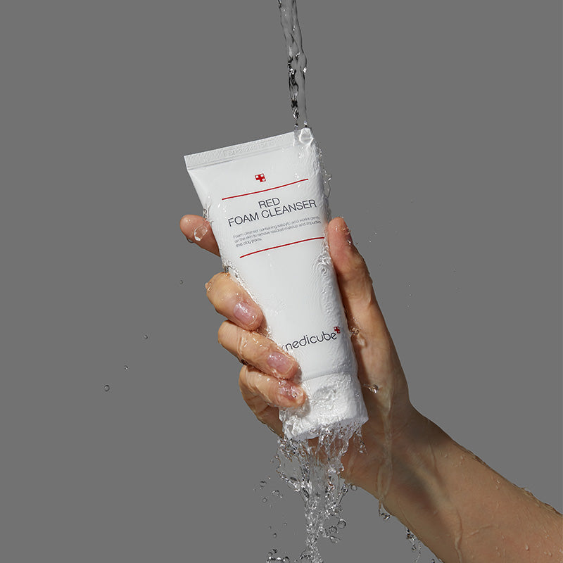 Red Foam Cleanser Medicube
